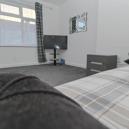Appartement The House à Barking  Extérieur photo